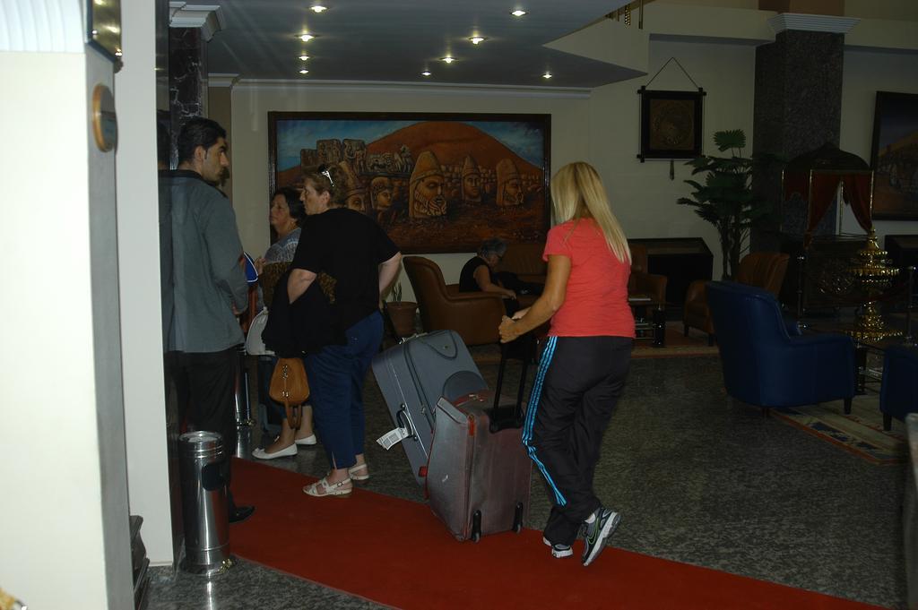 Grand Isias Hotel Adıyaman Exterior foto
